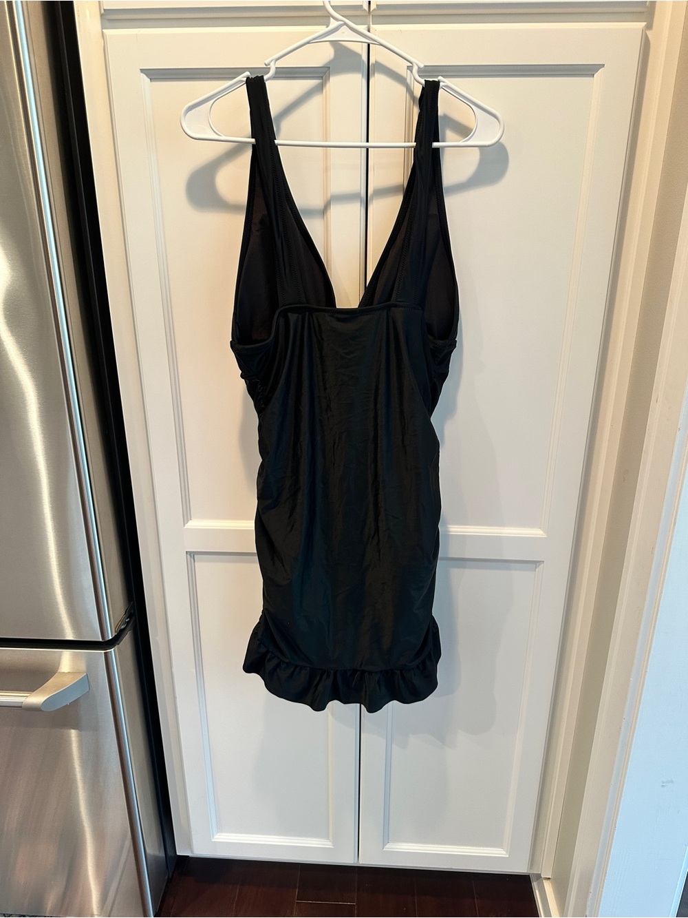 NWT J. Crew Women’s Black V-Neck Ruffle Hem Swimdress Size 14 - Picture 15 of 15